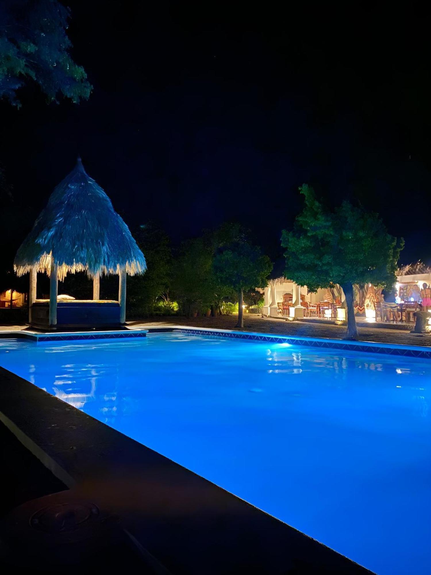 פופויו Hotel Punta Teonoste מראה חיצוני תמונה